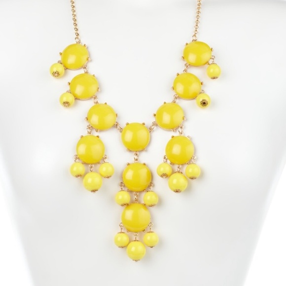 Neon yellow showstopper - Picture 1 of 3